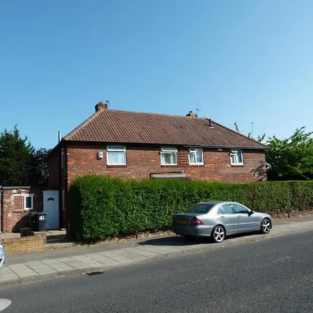 Holiday home Holly *